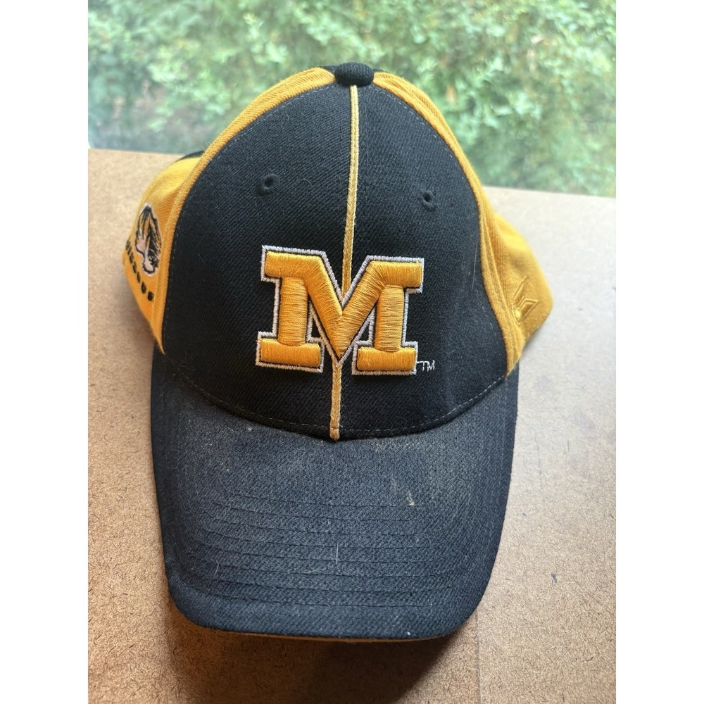 Missouri Tigers Colosseum Hat Cap Black Gold Stretch Fit NCAA Mizzou Adult